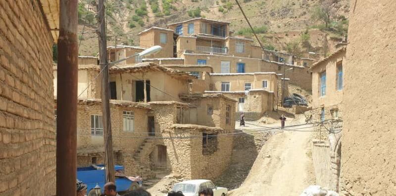 بافت تاریخی روستای “بزلانه” سنندج حفظ می شود