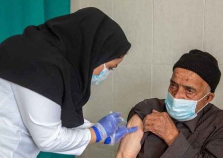 ۵۲ درصد سالمندان کردستانی علیه کرونا واکسینه شدند