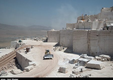 راه‌اندازی مرکز تولید مصنوعات سنگی و جواهرات کشور در کردستان