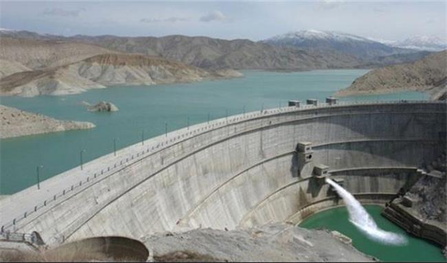 تبخیر بیش از ۱۴ درصد حجم آب پشت سدهای کردستان