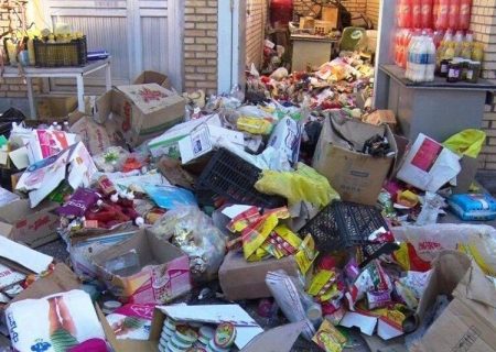کشف و ضبط بیش از یک تُن مواد غذایی غیرقابل مصرف در سنندج