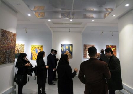 برپایی نمایشگاه نقاشی مهناز فدکی در سنندج