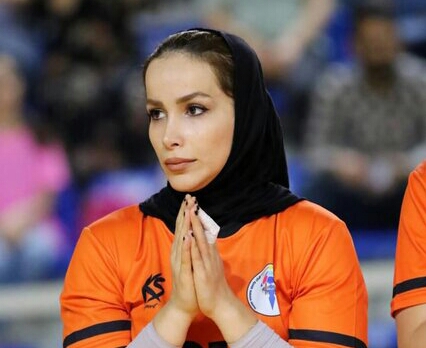 شقایق باپیری ملی پوش سنندجی در اسپانیا ناپدید شد