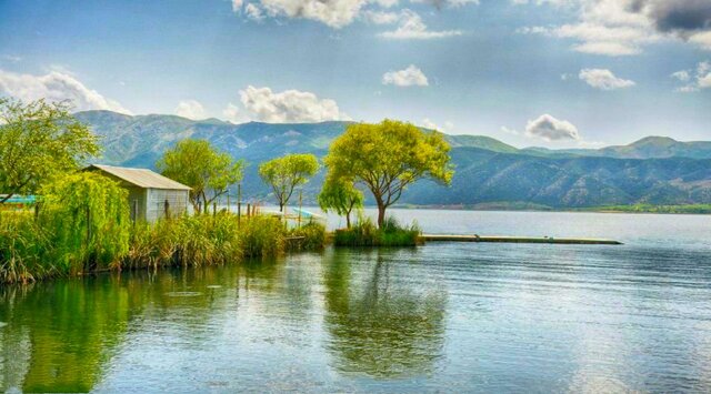 زریبار؛ دریاچەای مملو از رمز و راز