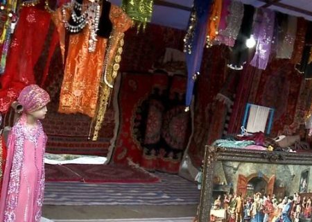برپایی بازارچه نوروزی صنایع‌دستی در روستای دره‌تفی مریوان