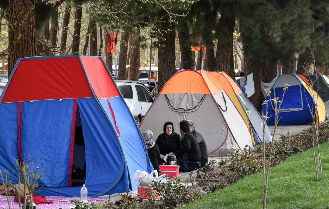 اسکان بیش از ٣١ هزار گردشگر در اماکن اقامتی کردستان