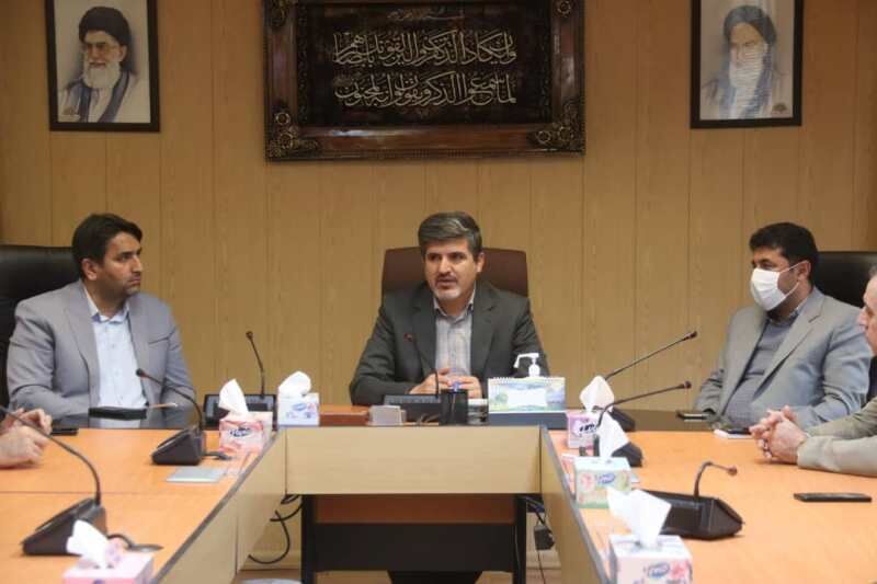 شهرداری‌ها برای اجرای طرح‌های عمرانی از پیمانکاران بومی استفاده کنند