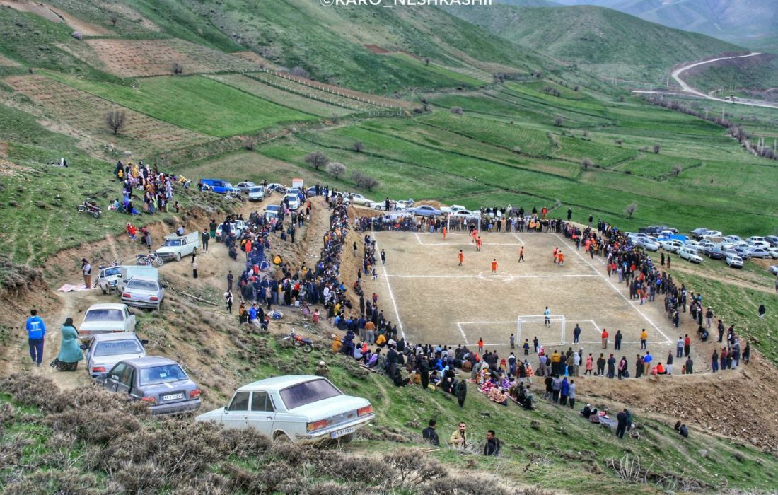 تصاویری از برگزاری مسابقات فوتبال جام روستاهای منطقه کوماسی به میزبانی روستای هلیزآباد