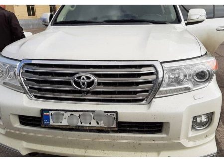 توقیف خودروی میلیاردی با پلاک جعلی در بانه