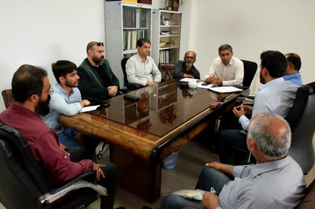 با متخلفان و برگزارکنندگان تورهای بدون مجوز برخورد می شود
