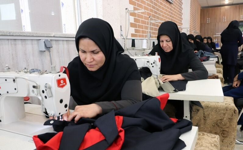 اوقاف کردستان برای ۲۰۰ بانوی سرپرست خانوار شغل ایجاد کرد