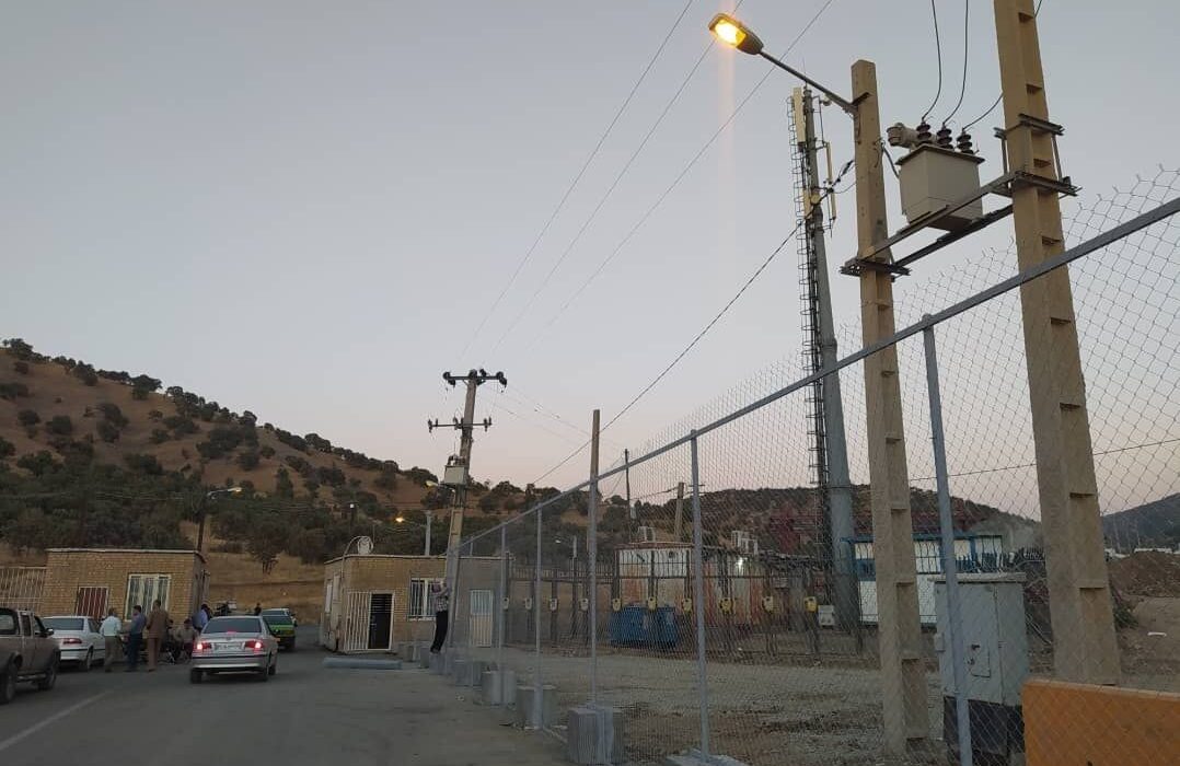 ایجاد شبکه برقرسانی در مرز باشماق برای تردد آسان زائران اربعین
