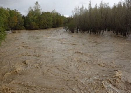 مردم در حاشیه رودخانه‌های کردستان تردد نکنند