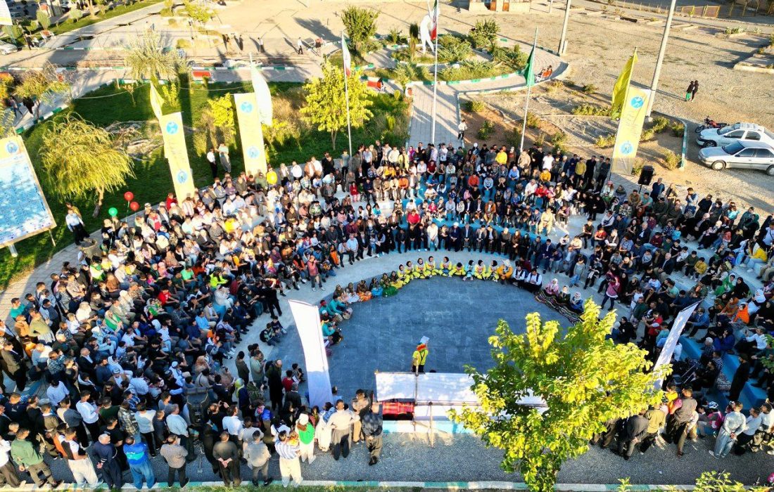 شانزدهمین جشنواره بین‌المللی تئاتر خیابانی مریوان آغاز شد