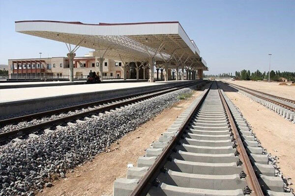 راه آهن سنندج – باشماق فرصت جدید ترانزیتی است