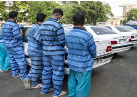 دستگیری سارق داخل خودرو با کشف ۱۵ فقره سرقت در مریوان