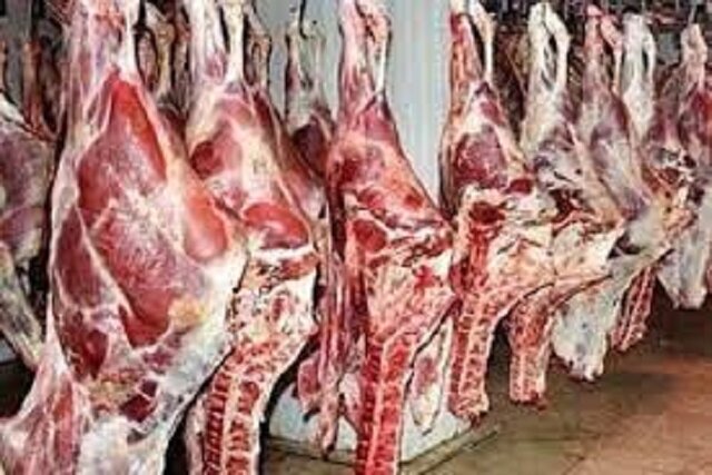 شهروندان از خرید گوشت قرمز کنار جاده‌ای پرهیز کنند