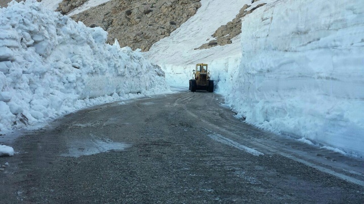 محور ارتباطی ۶۵۰ روستا در کردستان بازگشایی شد