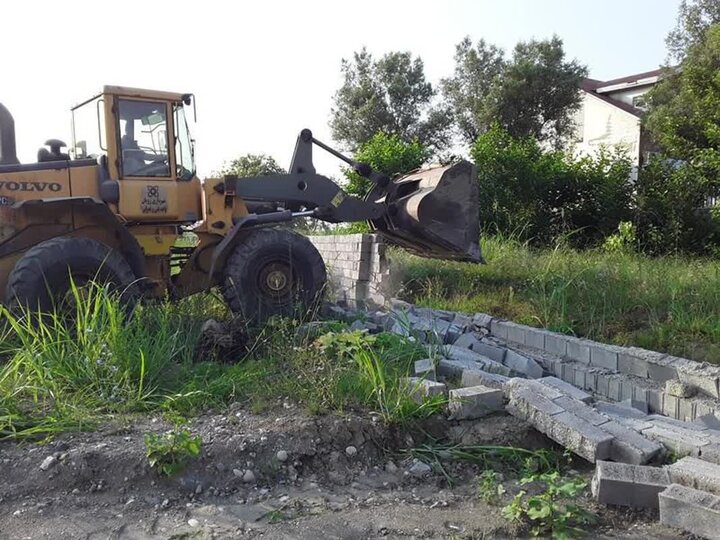 ۲۴ هکتار از اراضی ملی و منابع طبیعی در پاییز سال جاری رفع تصرف شد
