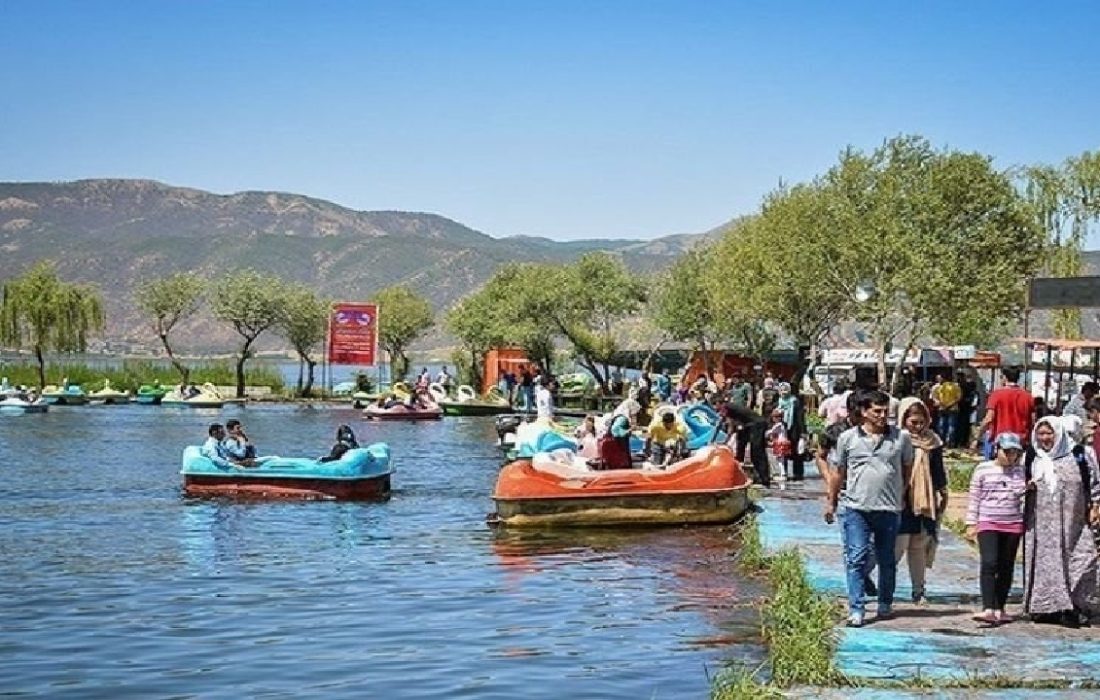 ورود بیش از ۴۱۹ هزار مسافر به مریوان