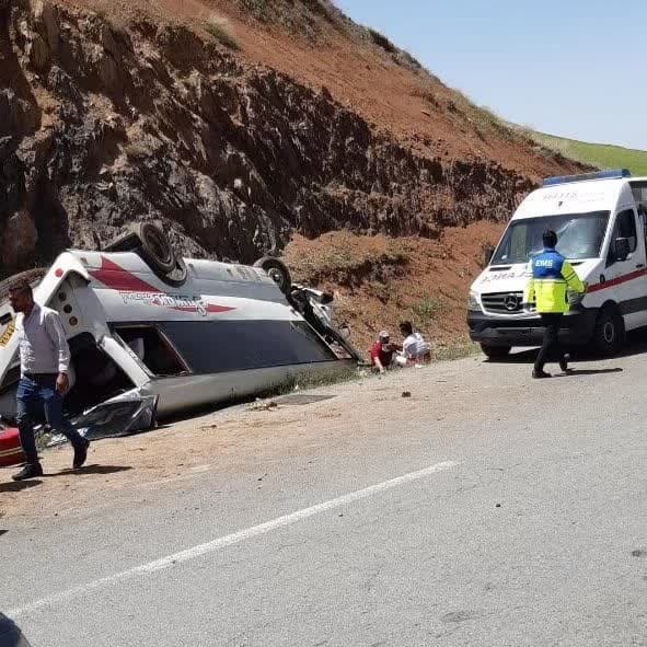 حادثه رانندگی با ۱۴ مصدوم در محور سقز _ دیواندره