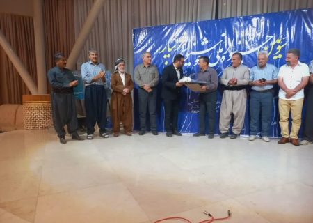 سومین جشنواره ملی خوشنویسی زریبار در مریوان پایان یافت