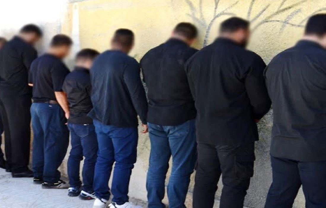 هفت تبعه خارجی غیرمجاز در قروه دستگیر شدند