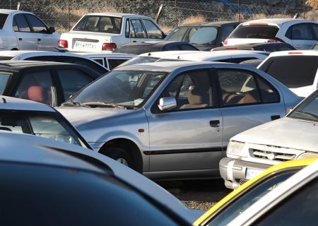 اسقاط در انتظار خودروهای رها شده در پارکینگ‌های پلیس راهور کردستان
