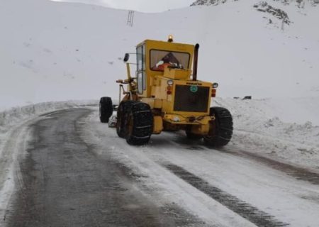 راه ارتباطی ۱۷۰ روستای کردستان به دلیل بارش برف و کولاک مسدود است
