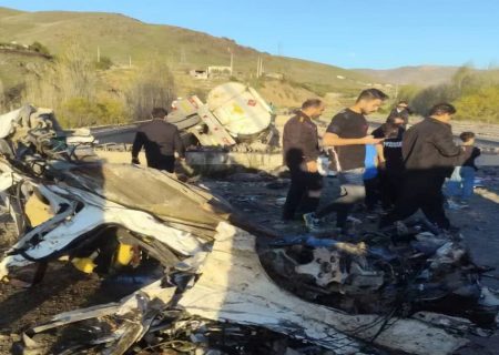 پنج نفر بر اثر حادثه رانندگی در سنندج جان باختند