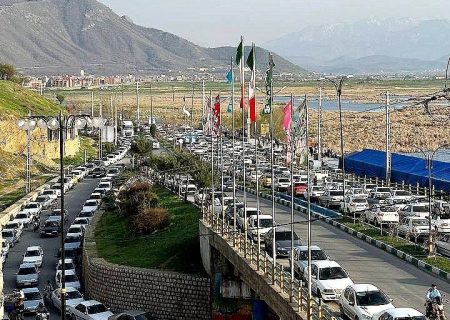 ورود بیش از ۵۹۹ هزار مسافر نوروزی به مریوان