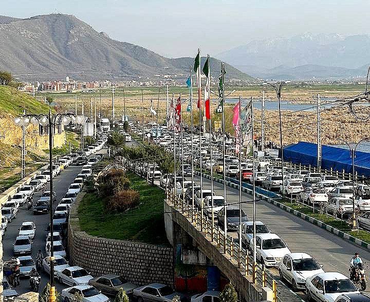 ورود بیش از ۵۹۹ هزار مسافر نوروزی به مریوان