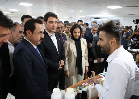 بازدید استانداران اقلیم کردستان از نمایشگاه دستاوردهای واحدهای فناور در سنندج