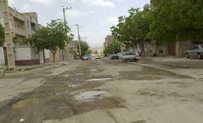خیابان‌های مریوان پر از چاله و دست‌اندازهای خطرناک؛ درخواست برای رسیدگی به وضعیت آسفالت