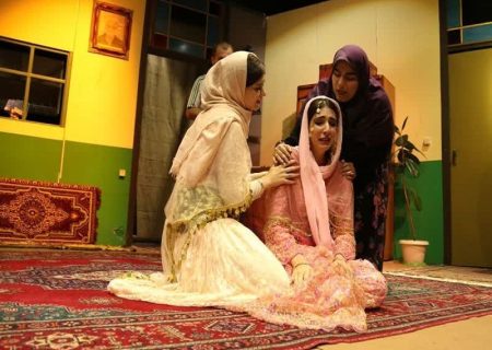 ۳۹ اثر به بیستمین جشنواره بین‌المللی تئاتر کُردی سقز ارسال شد