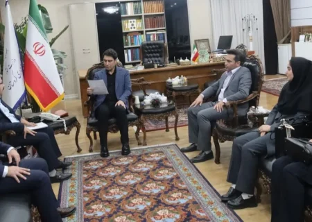 تأکید استاندار کردستان بر تقویت همکاری دستگاه‌ها با صندوق بیمه اجتماعی روستاییان